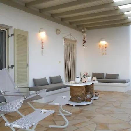 Irene's House In Alikí